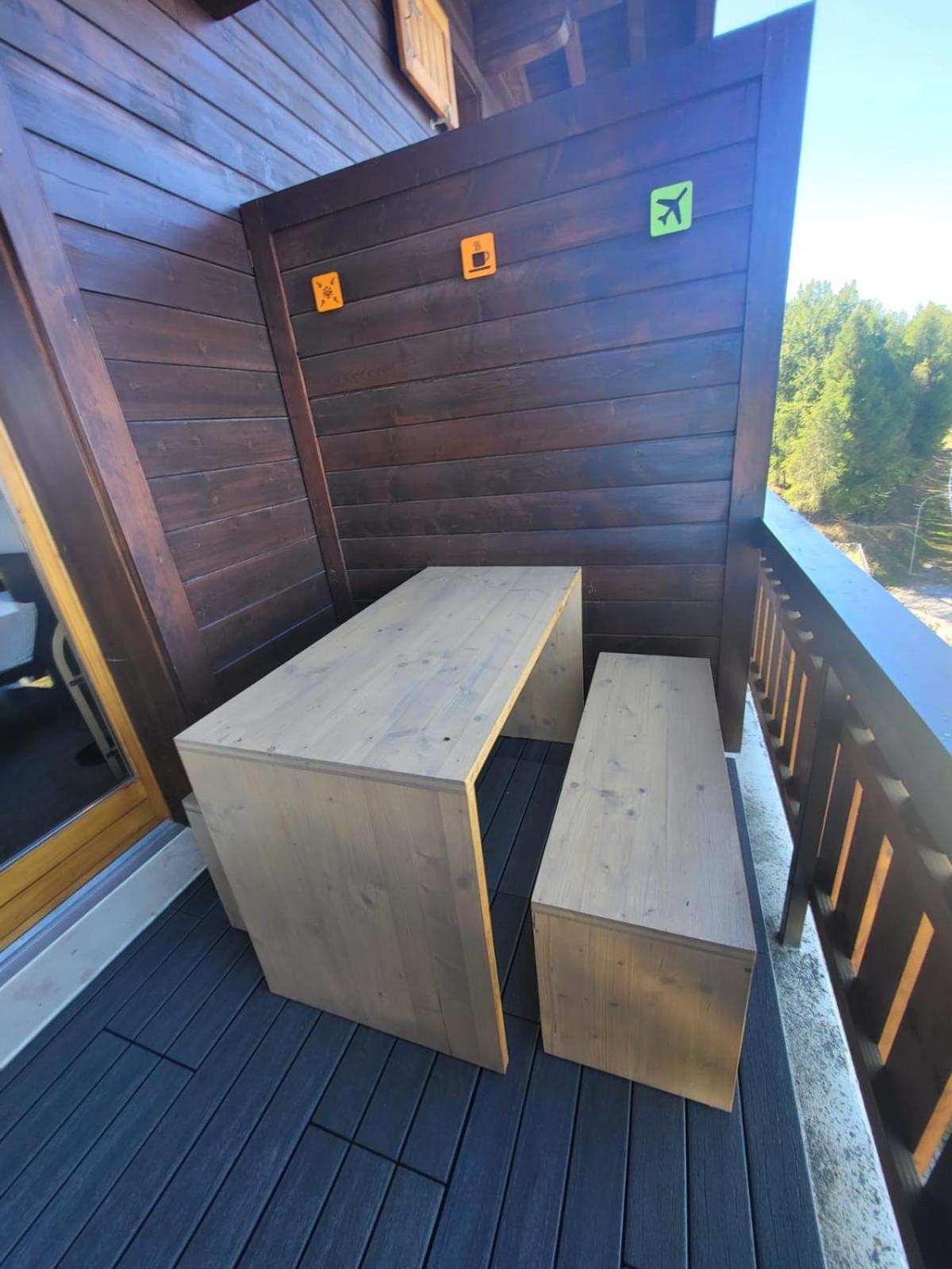 Mayens de l'Ours MOUNTAIN&CENTER apartments by Alpvision Résidences Agettes Exterior foto